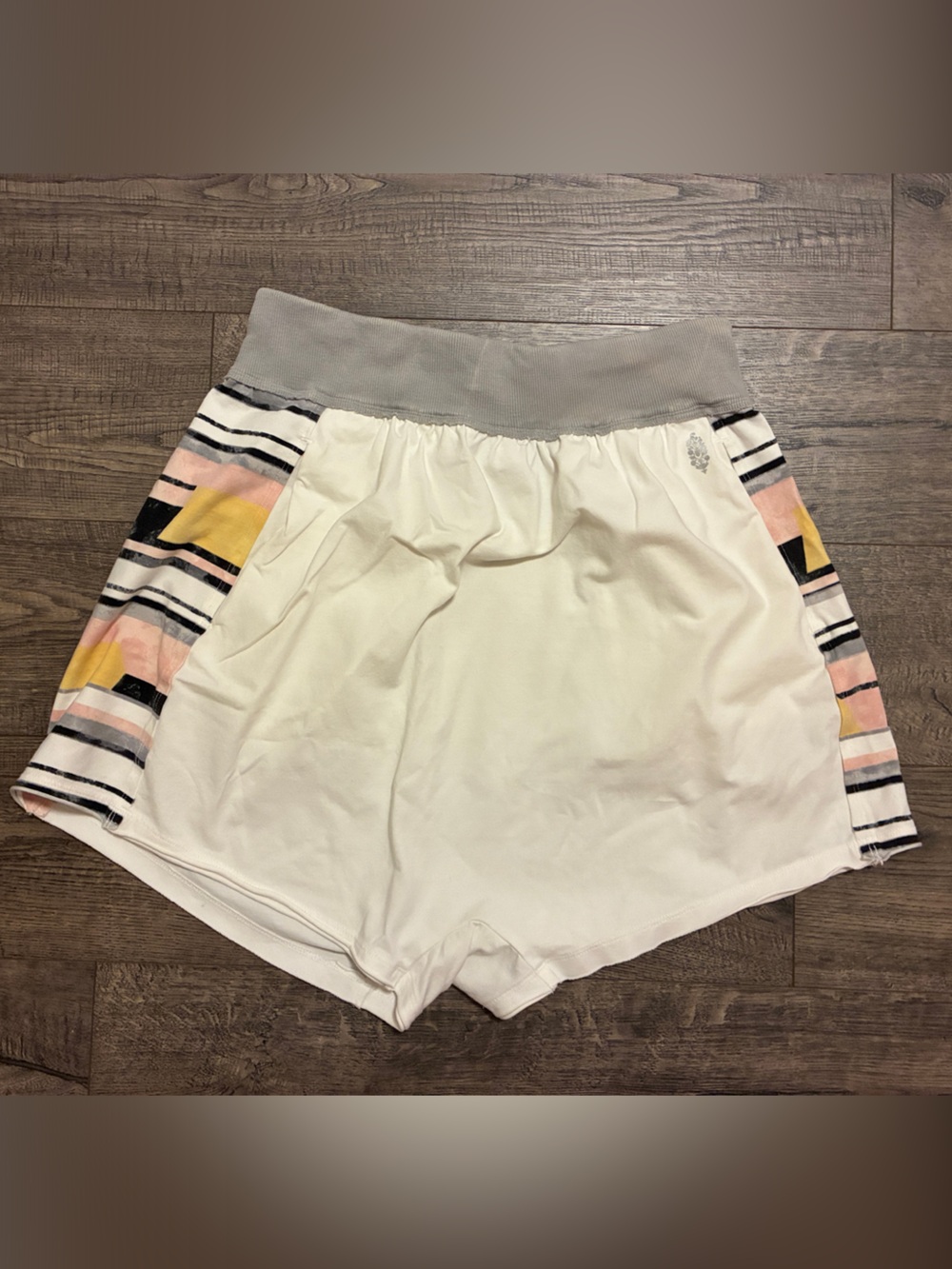 Hot Shot Harem Printed Shorts - Size: Large
